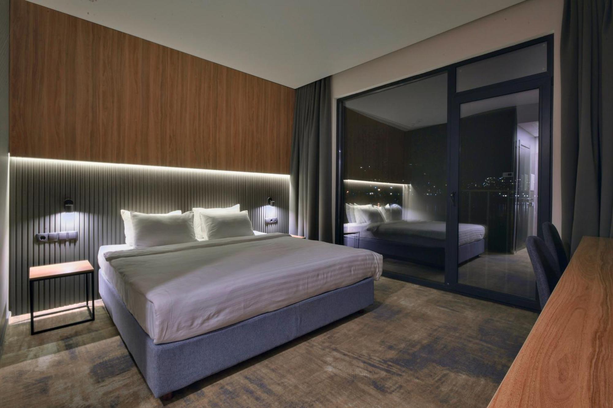 Hotel Fregat Kiev Esterno foto