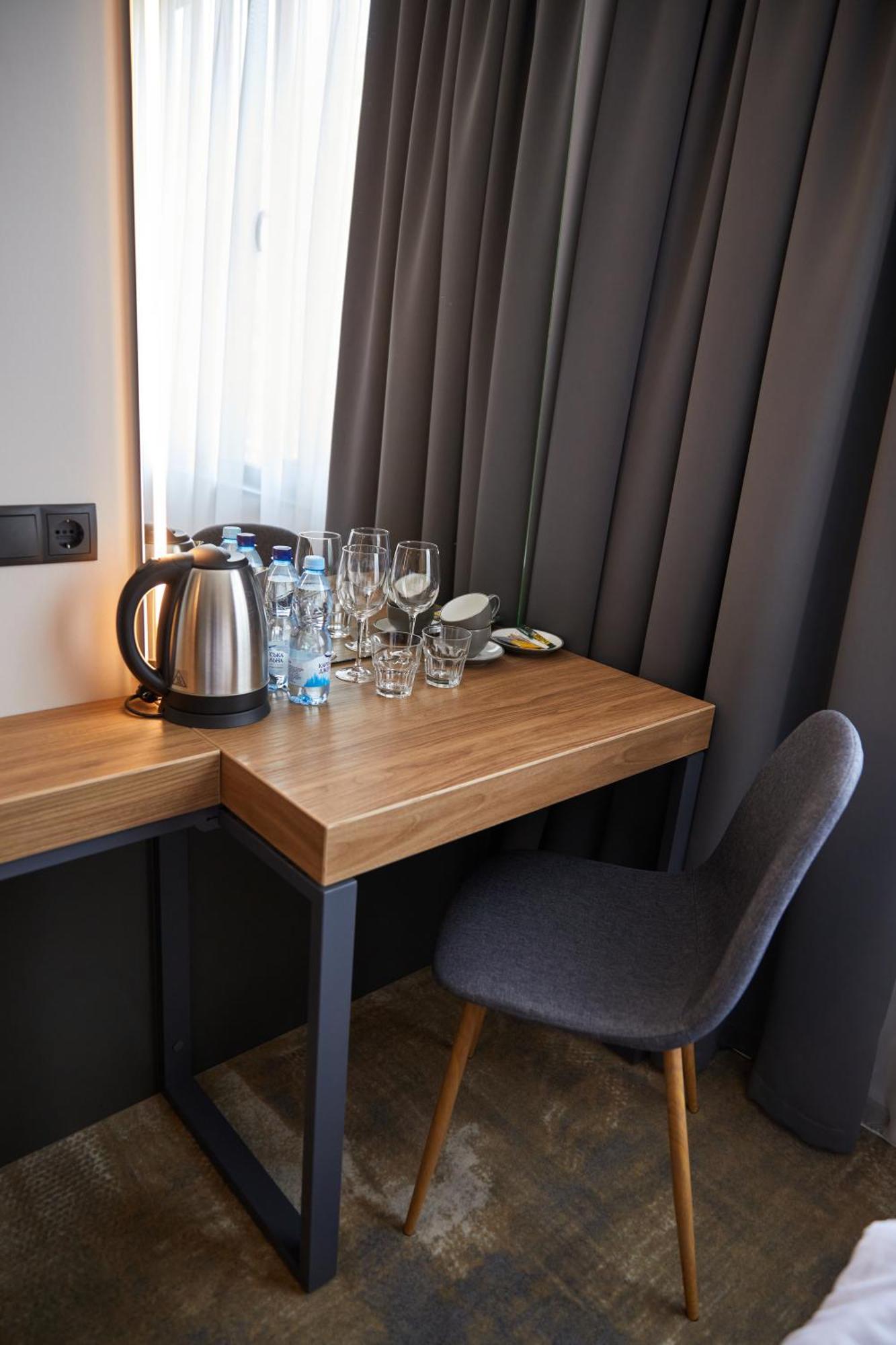 Hotel Fregat Kiev Esterno foto