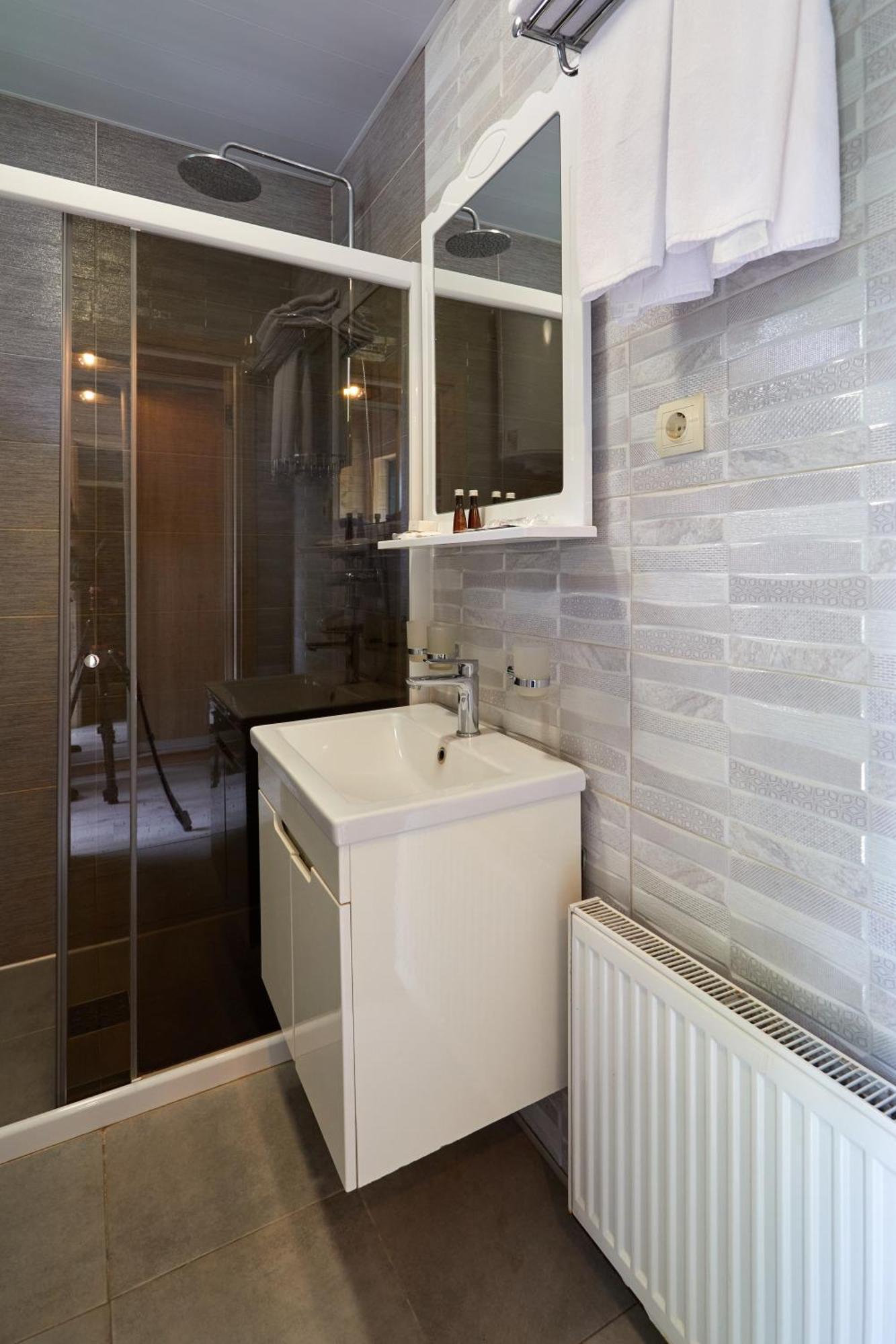 Hotel Fregat Kiev Esterno foto